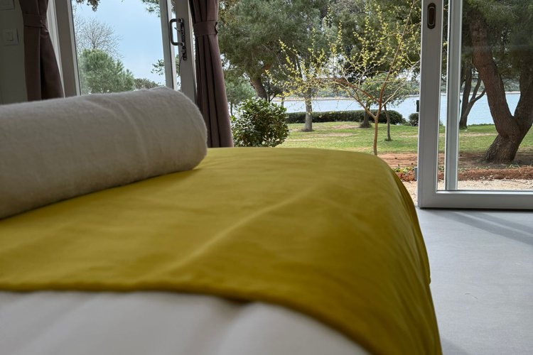Premium mobile home for 2 people image