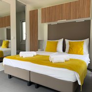 Premium mobilna kućica za 2 osobe thumbnail